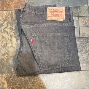 Levi's Men's Dark Gray Relaxed Jeans